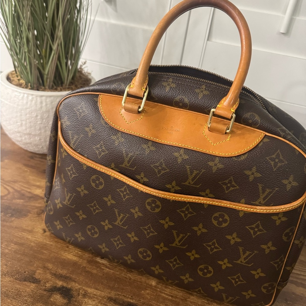 Louis Vuitton Monogram Deauville